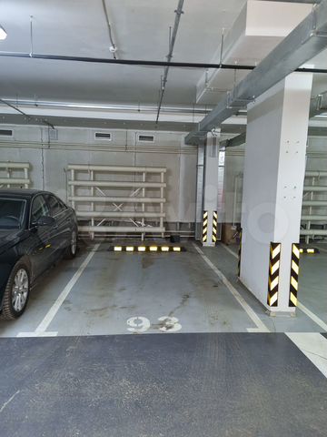 Машиноместо, 14 м²