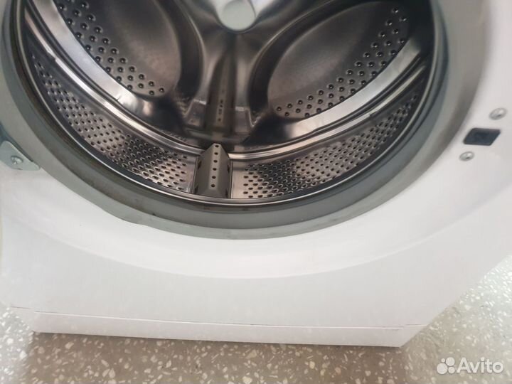 Стиральная машина Indesit 4кг