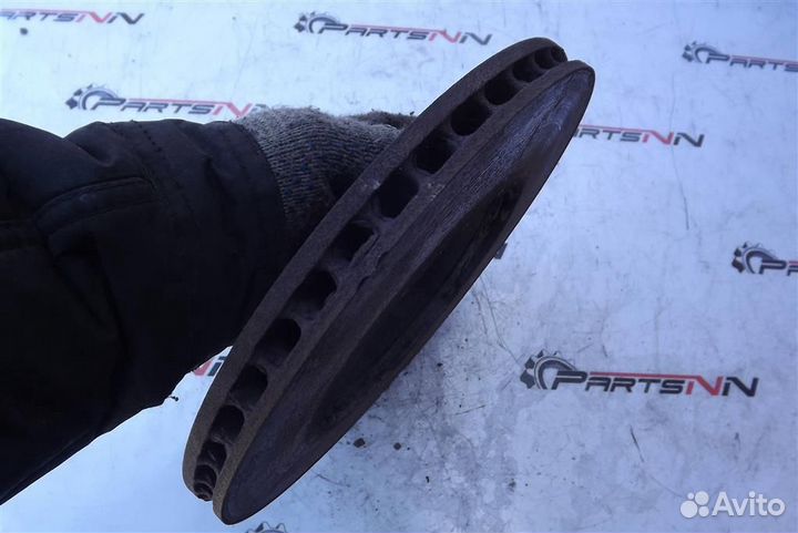 Диск тормозной передний Фольксваген Пассат В5+