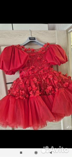 Нарядное платье для девочки 128