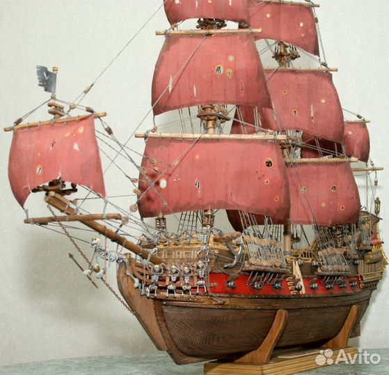 Модель пиратского корабля 
