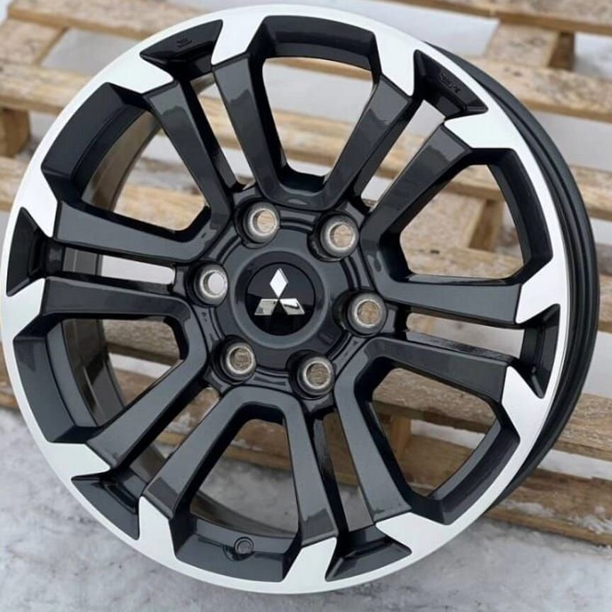 Литые диски Mitsubishi 7.5×R18 6×139.7