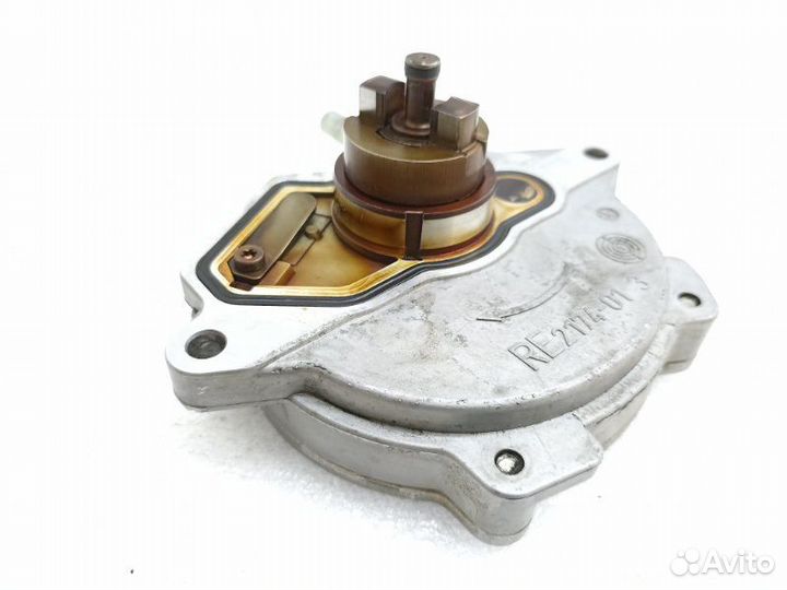 Насос вакуумный Mercedes-Benz C-Class S203