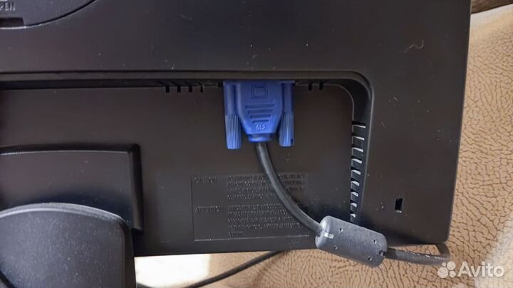 Монитор Samsung