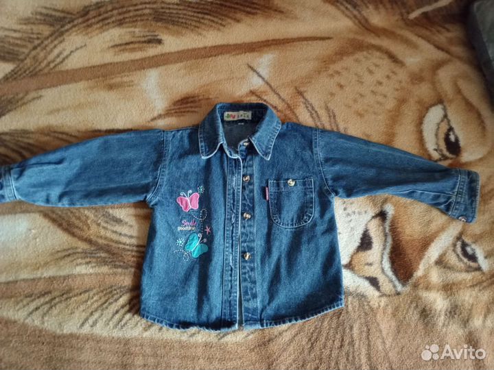 Джинсовая рубашка