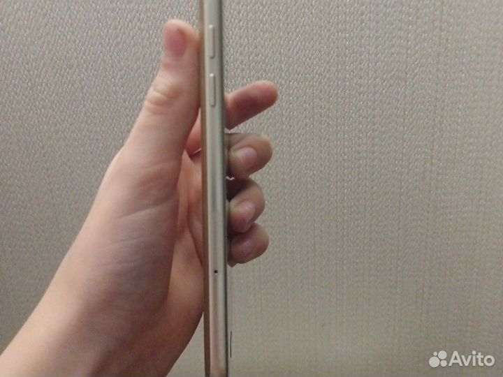 Samsung Galaxy A5 (2017) SM-A520F/DS, 3/32 ГБ