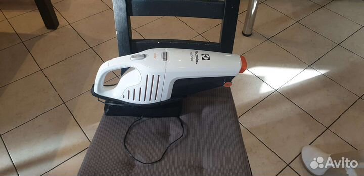 Ручной пылесос беспроводной