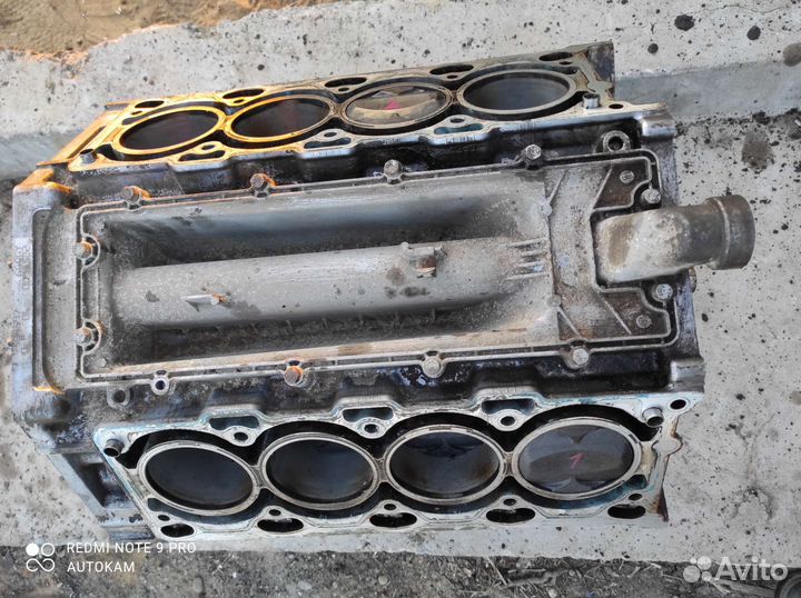 Блок цилиндров BMW 7 e65. N62B36