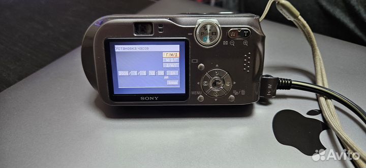 Цифровой фотоаппарат Sony cyber shot