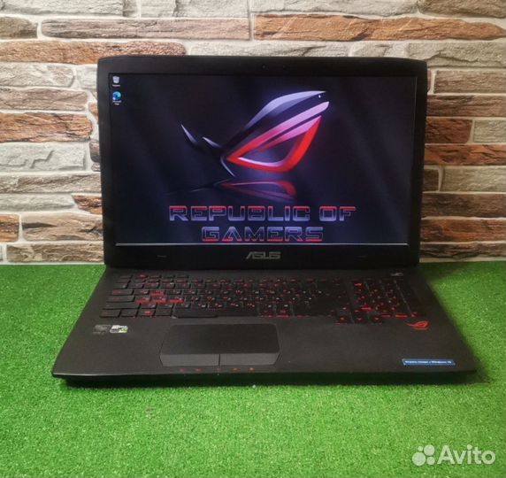 Asus rog strix 17,3 i7/GTX 965M 2Гб/ssd