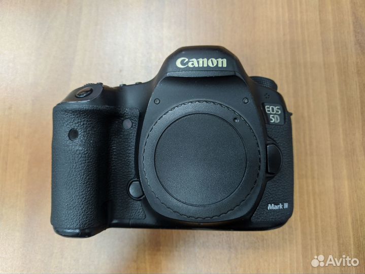Продам Canon eos 5d mark iii body