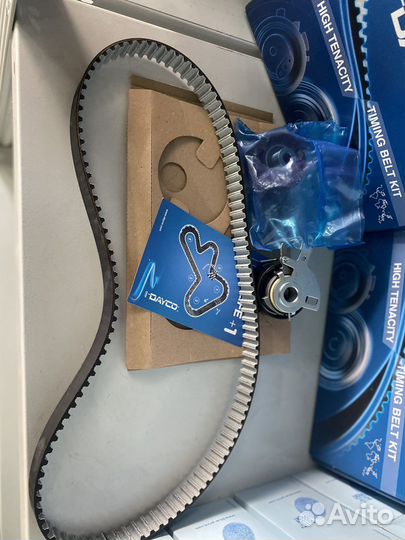 Комплект грм citroen ford peugeot Dayco KTB715