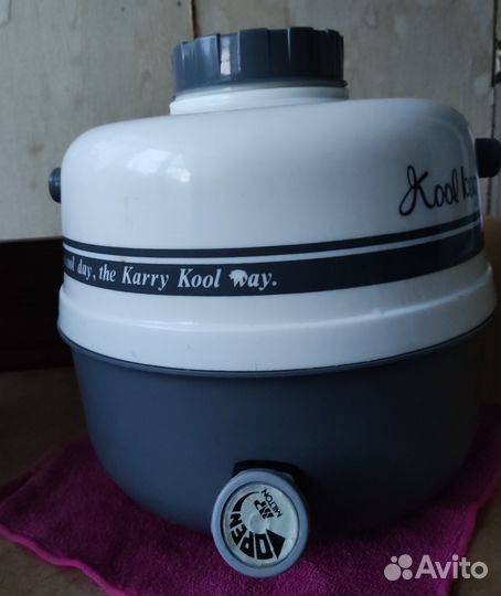 Банка (бак) для вода с краном