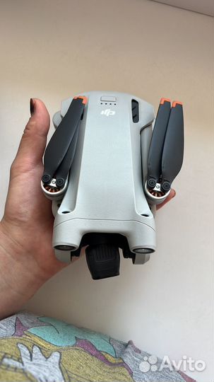 Квадрокоптер дрон