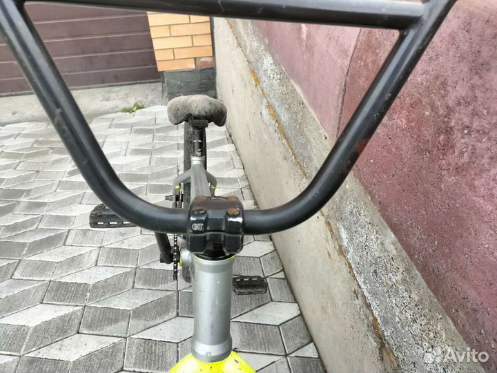 Продам BMX GT