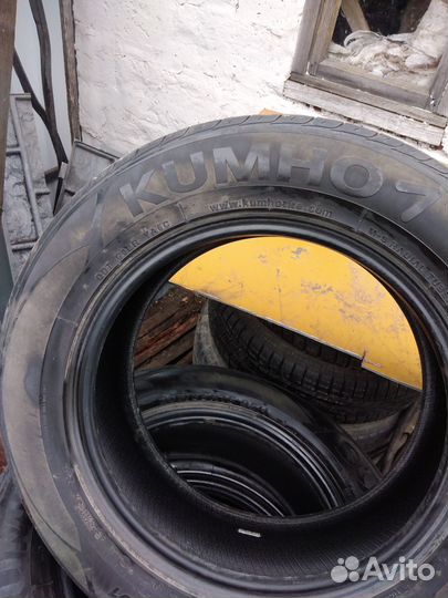 Kumho Ecowing ES01 KH27 205/65 R16 30H