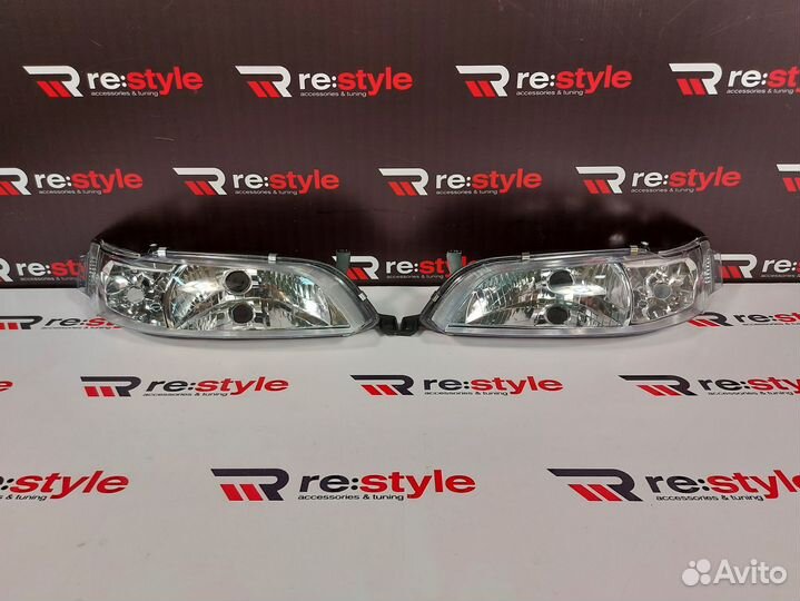 Фары Toyota Mark II 90 N583