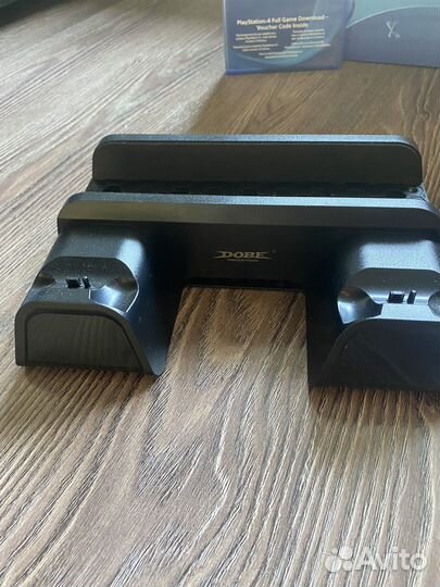 Зарядная станция для геймпадов ps4