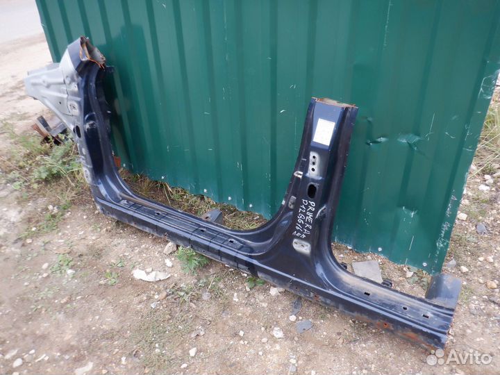 Порог левый со стойками кузова Ниссан Примера P12