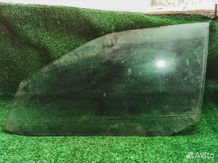 Стекло двери переднее левое volkswagen polo 3