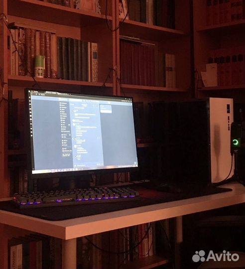 Монитор Samsung 24 odyssey 144гц