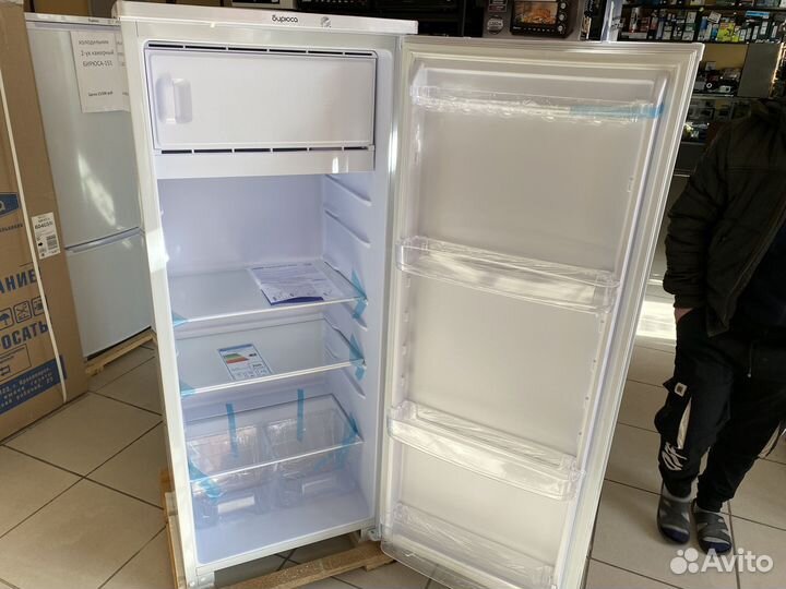 Холодильник с морозильником Бирюса 6 белый