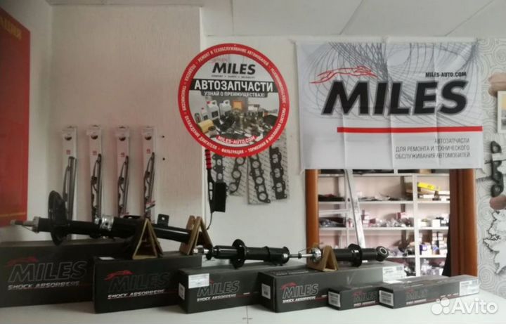 Рычаг Mercedes-Benz ML W163 передний верхний правы