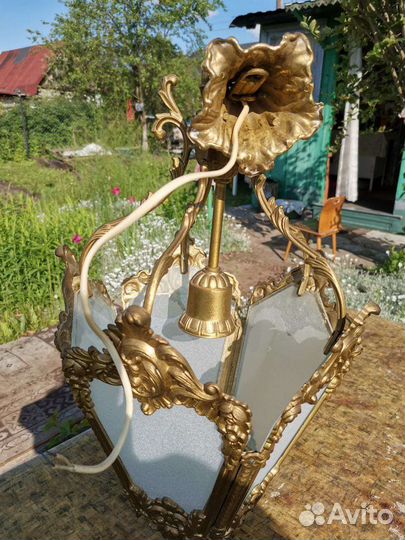 Светильник потолочный подвесной