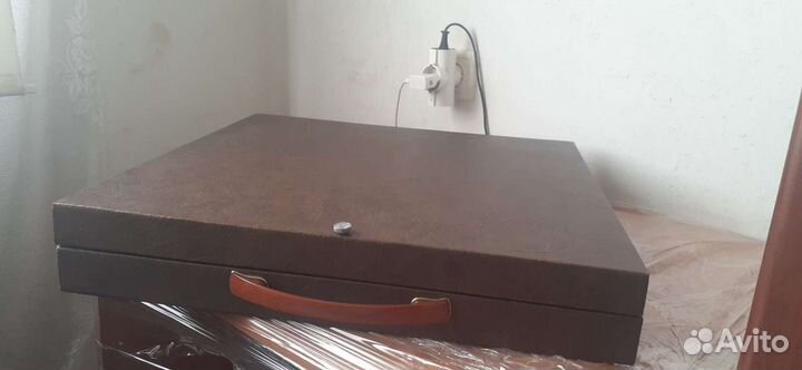 Шахматы из натуральног камня (змеевик)