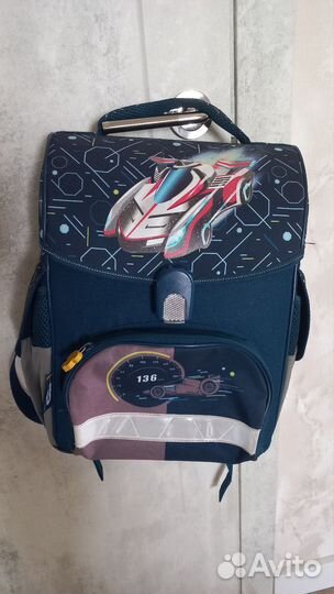 Рюкзак школьный для мальчика 1 класс