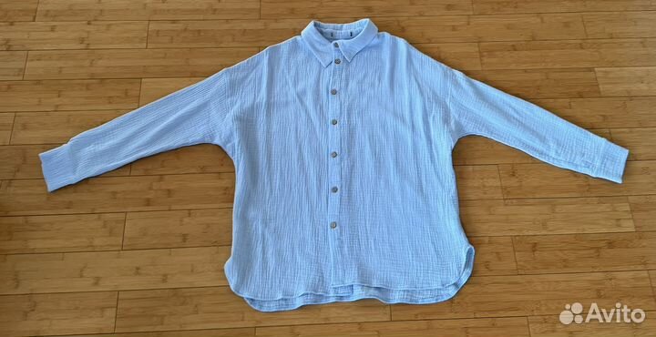 Рубашка из муслина голубая