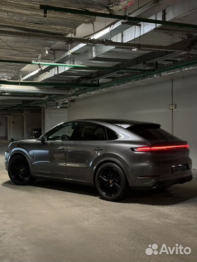 Porsche Cayenne 3.0 AT, 2024, 20 км