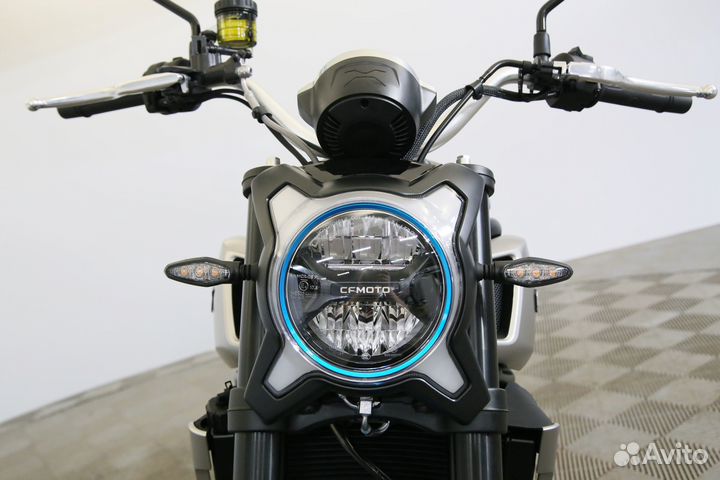 Мотоцикл Cfmoto 700 CLX Heritage (ABS)
