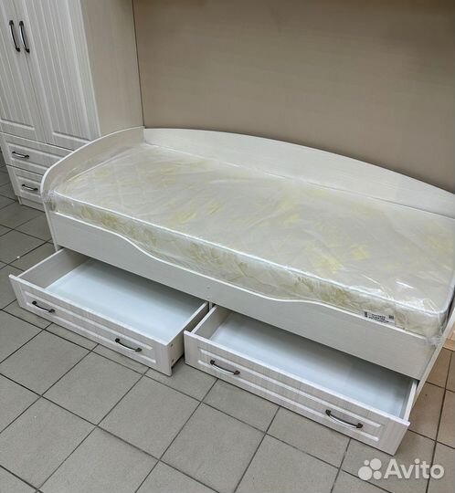 Мебель для детской комнаты в наличии Колибри мдф