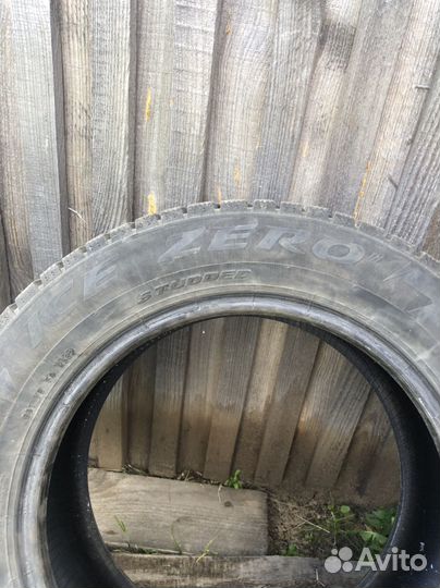 Pirelli Ice Zero 205/60 R16