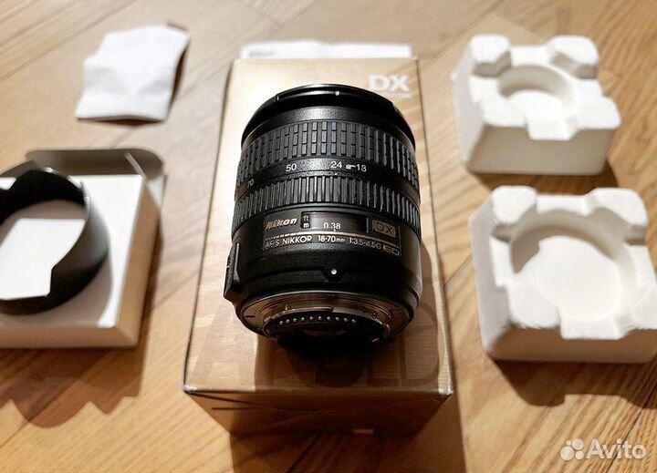 Объектив Nikon AF-S DX Nikkor ED 18-70mm 1:3.5-4.5