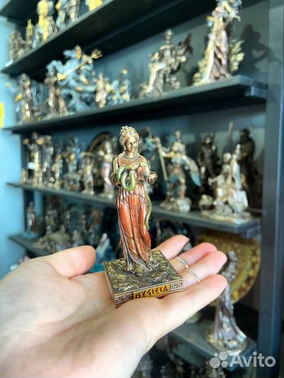 Гигиея - богиня здоровья и чистоты Статуэтка