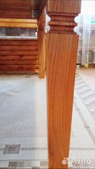 Дубовый стол