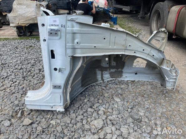 Четверть передняя правая на Hyundai Santa Fe 4