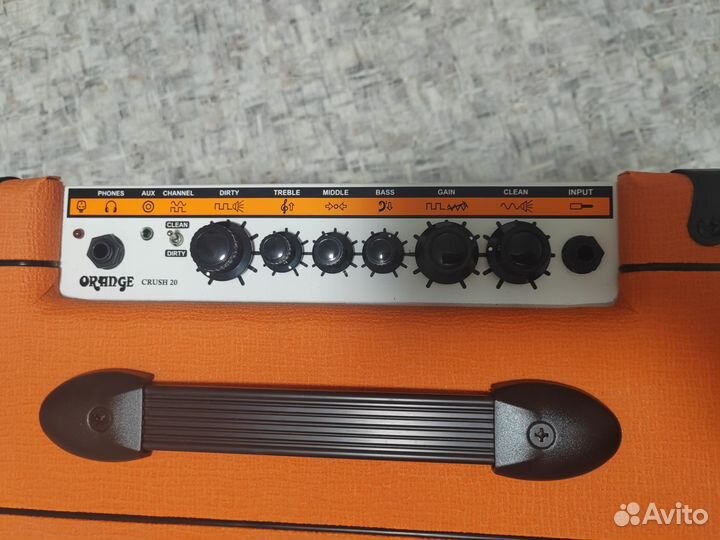 Гитарный комбоусилитель Orange Crush 20