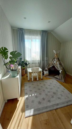 Коттедж 160 м² на участке 6 сот.