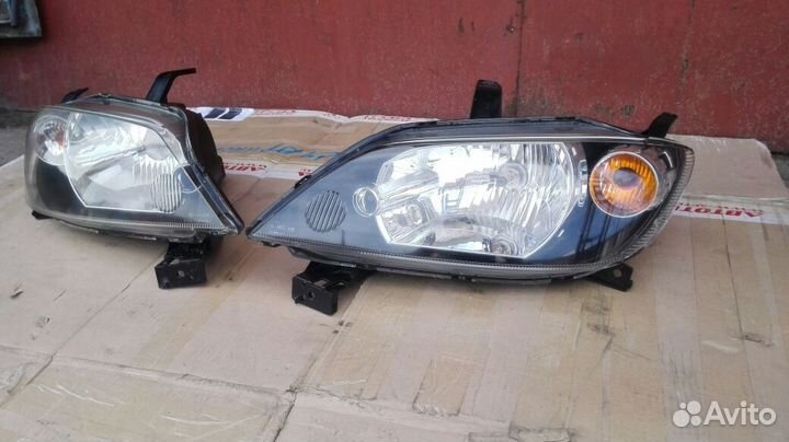 Фары для мазда демио 2002г