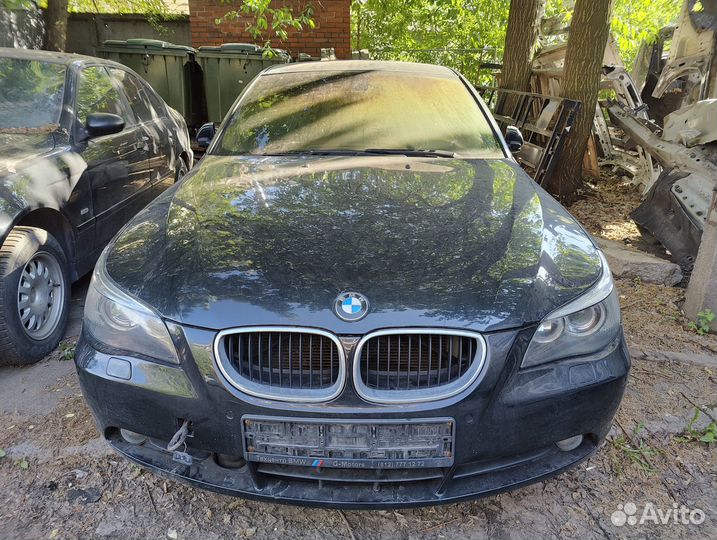 BMW 5 серия 3.0 AT, 2004, битый, 249 600 км