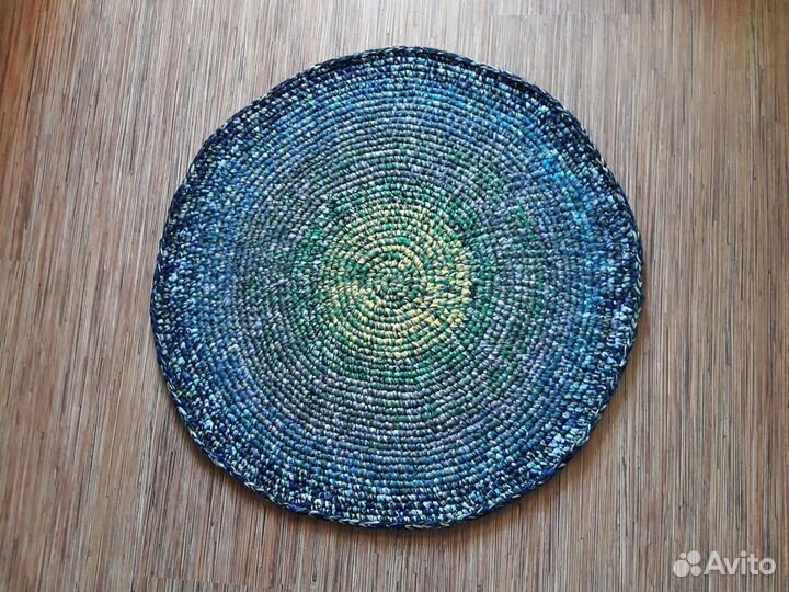 Коврик вязаный d-60 см