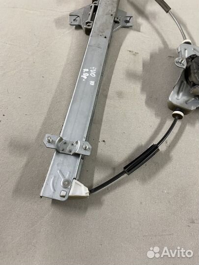 Стеклоподъемник электр. передний правый Kia Rio (Q