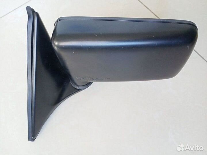 Зеркало левое левое Nissan Sunny 1986-1988