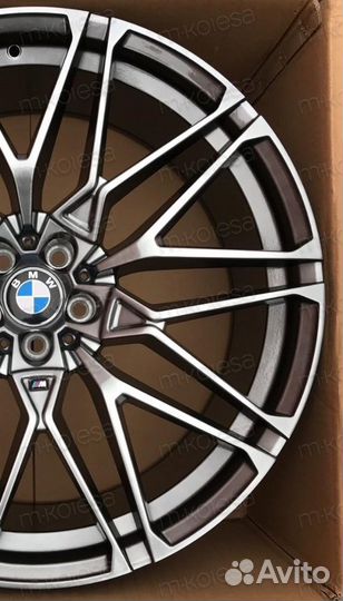 Диски R22 BMW 818 стиль