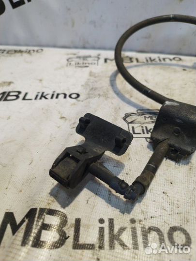 Форсунка омывателя лобового стекла Mercedes Gl