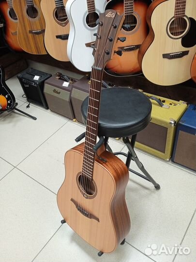 Акустическая гитара LAG GLA T170D