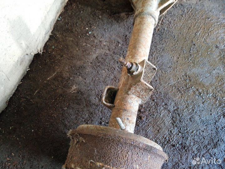 Задний мост Jeep Cherokee XJ 4.0 1993